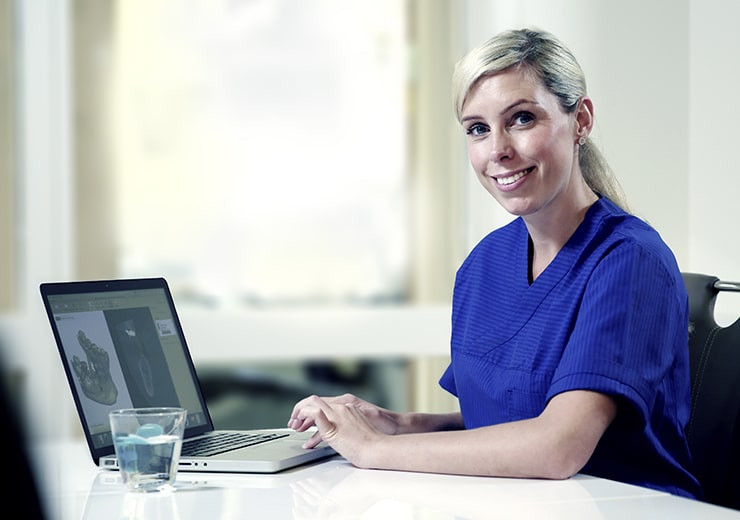 Top 5 Online CE Course Providers for Dental Hygienists