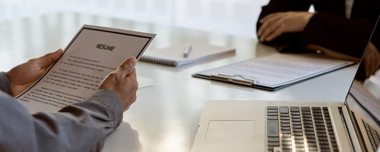 Ask The Right Interview Questions to RDH Candidates